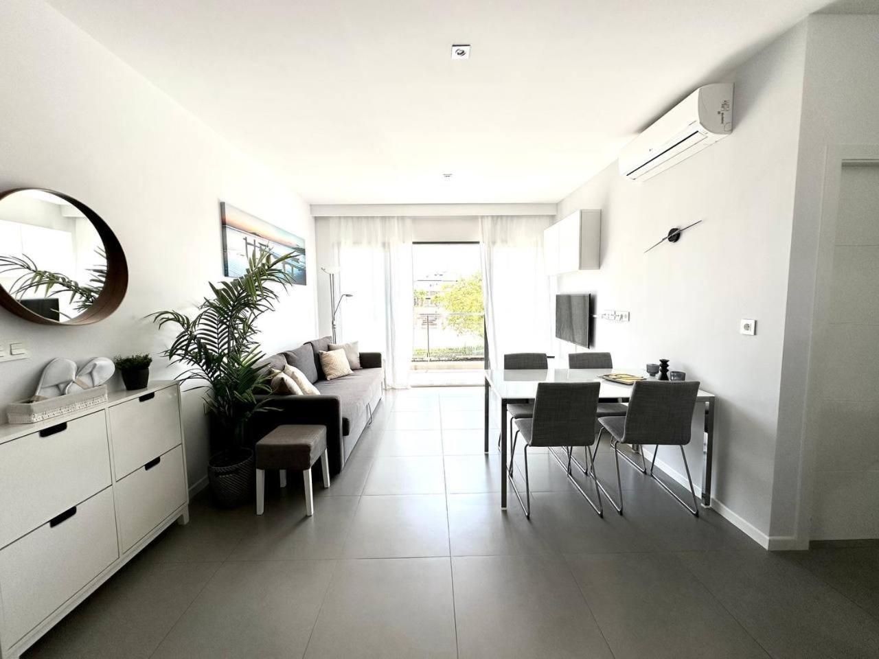 Apartment New Luxury Seaview Roof