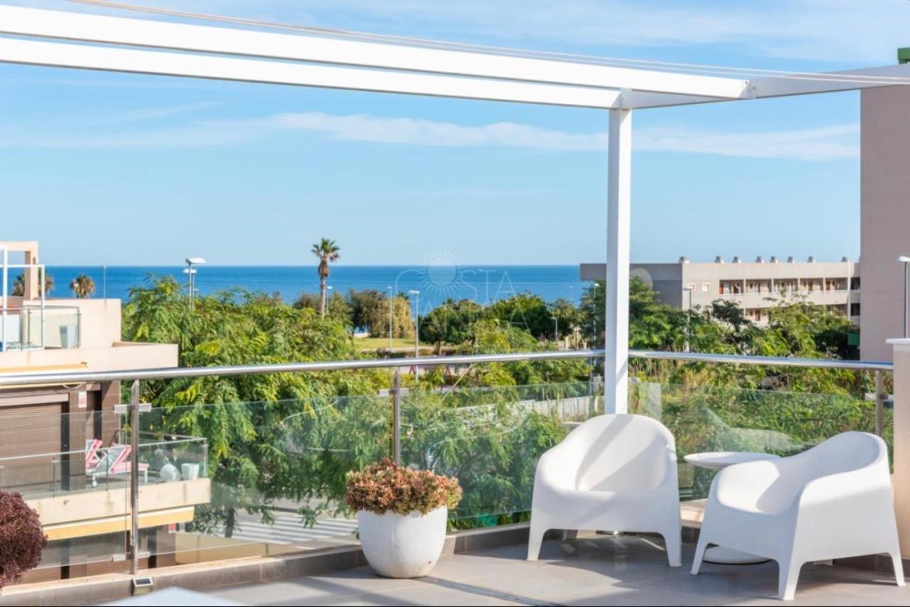 Apartment New Luxury Seaview Roof *